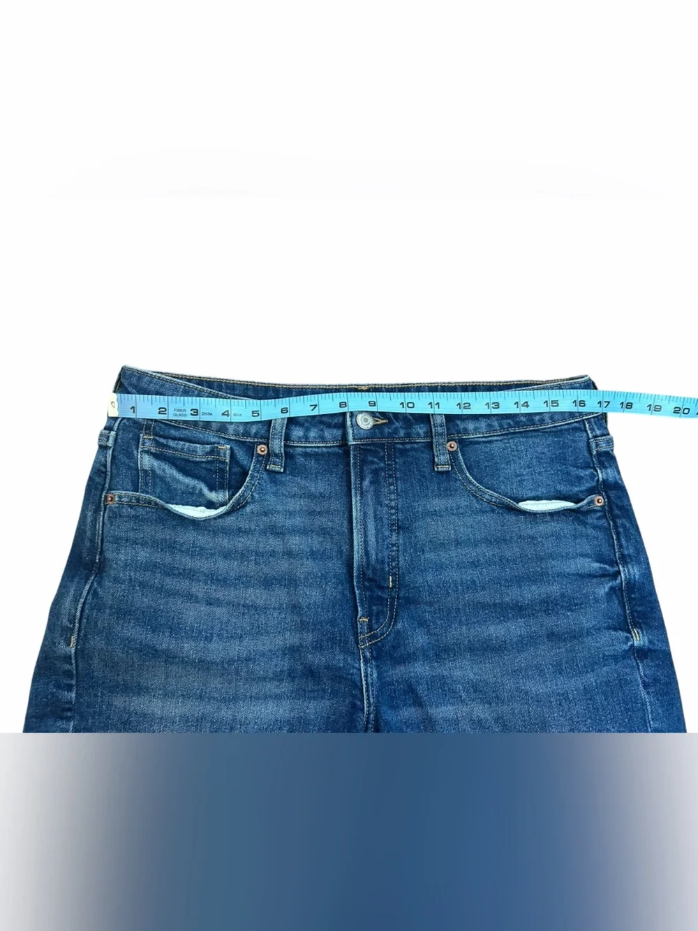 Old Navy Medium Wash OG Straight High Rise Cuffed Denim Shorts Women’s Sz 12